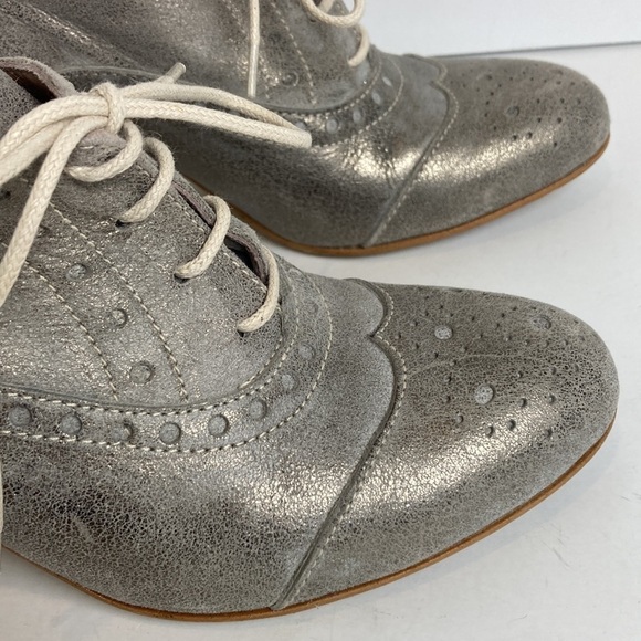 SUNDANCE Lucette Italian Leather Silver Oxford Lace-up Heels 38 Academia Preppy - Picture 4 of 14